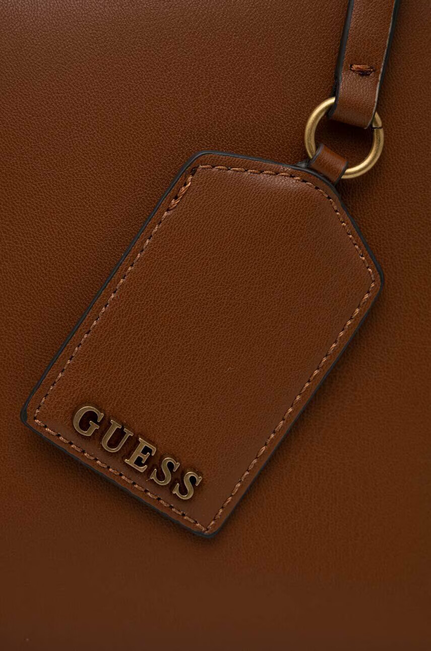 Guess Чанта в кафяво - Pepit.bg