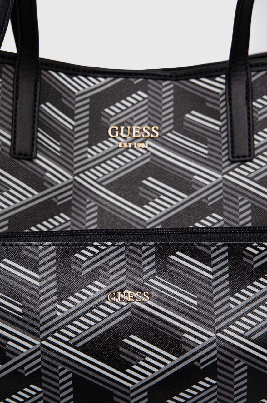 Guess Чанта в сиво - Pepit.bg