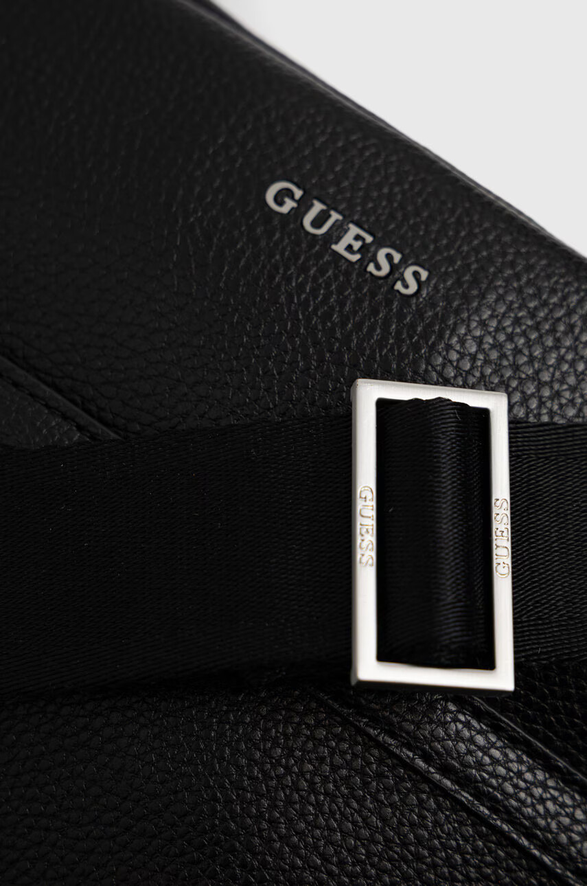 Guess Чанта през рамо - Pepit.bg