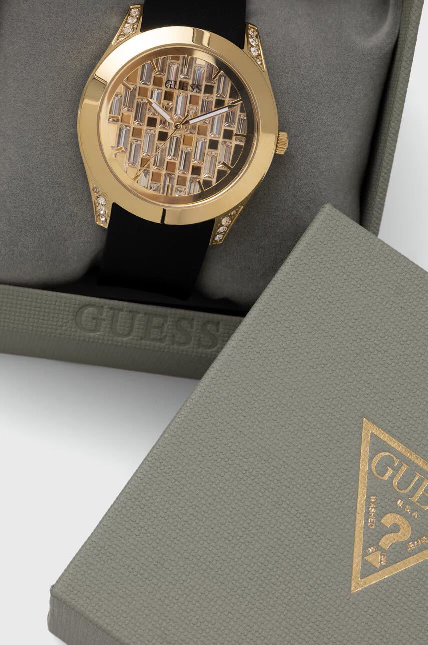 Guess Часовник дамски в златисто - Pepit.bg