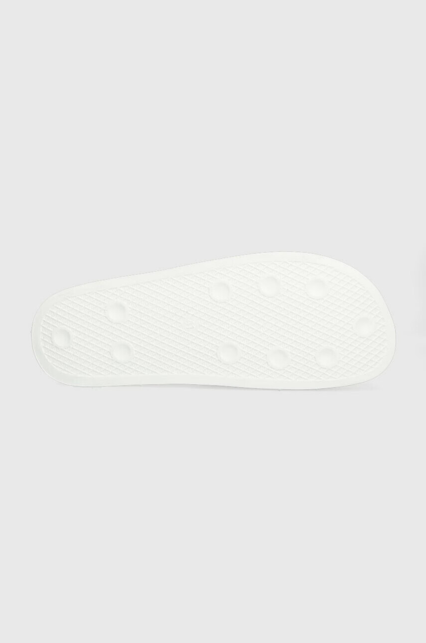 Guess Чехли COLICO в бяло FM6CLC ELE19 - Pepit.bg