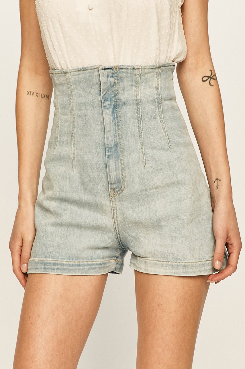 Guess Jeans Дънкови къси панталони - Pepit.bg