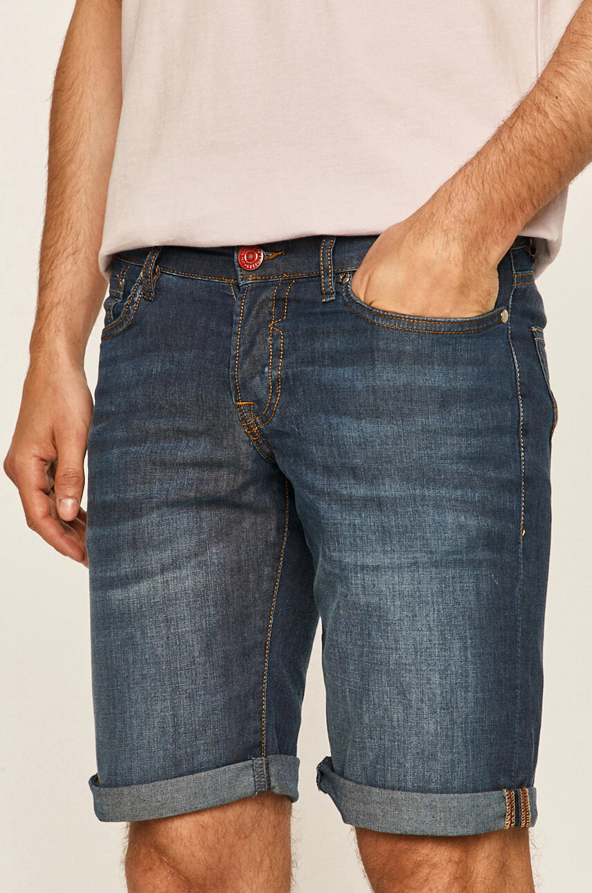 Guess Jeans - Дънкови къси панталони - Pepit.bg