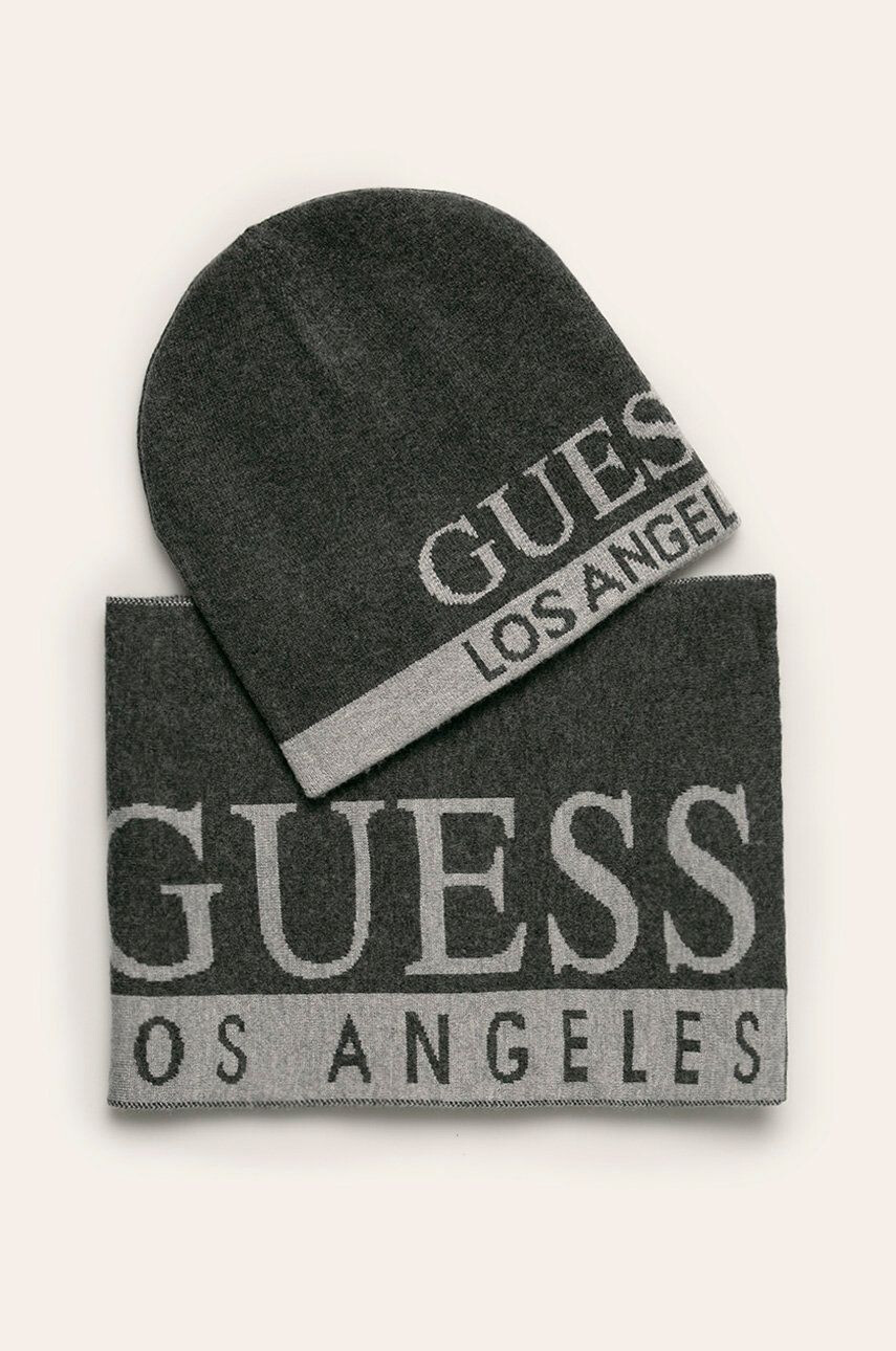 Guess Jeans Шапка и шал - Pepit.bg