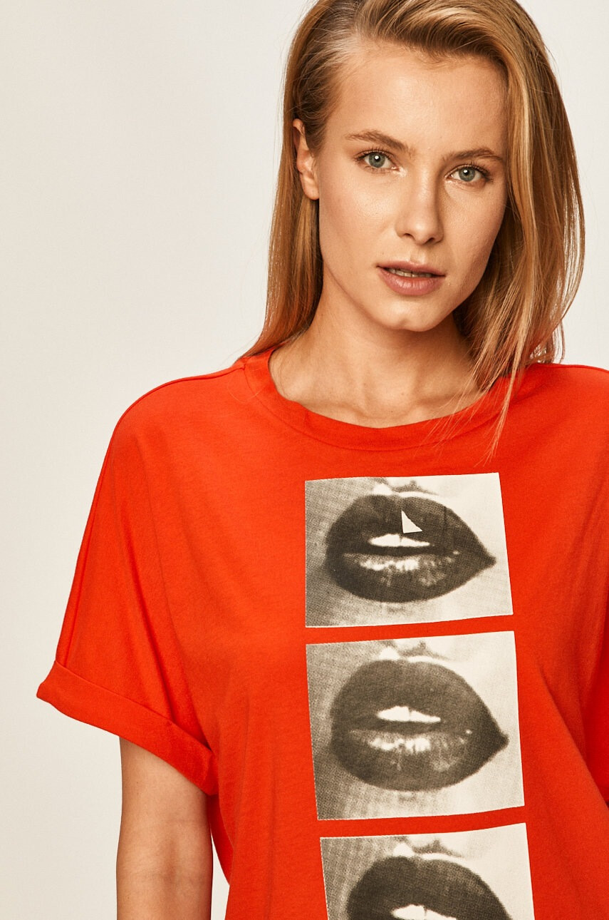 Guess Jeans Тениска - Pepit.bg