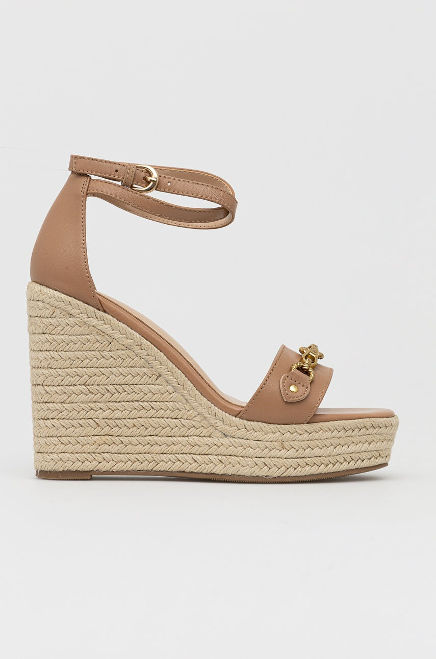 Guess Кожени сандали Wendy в бежово - Pepit.bg