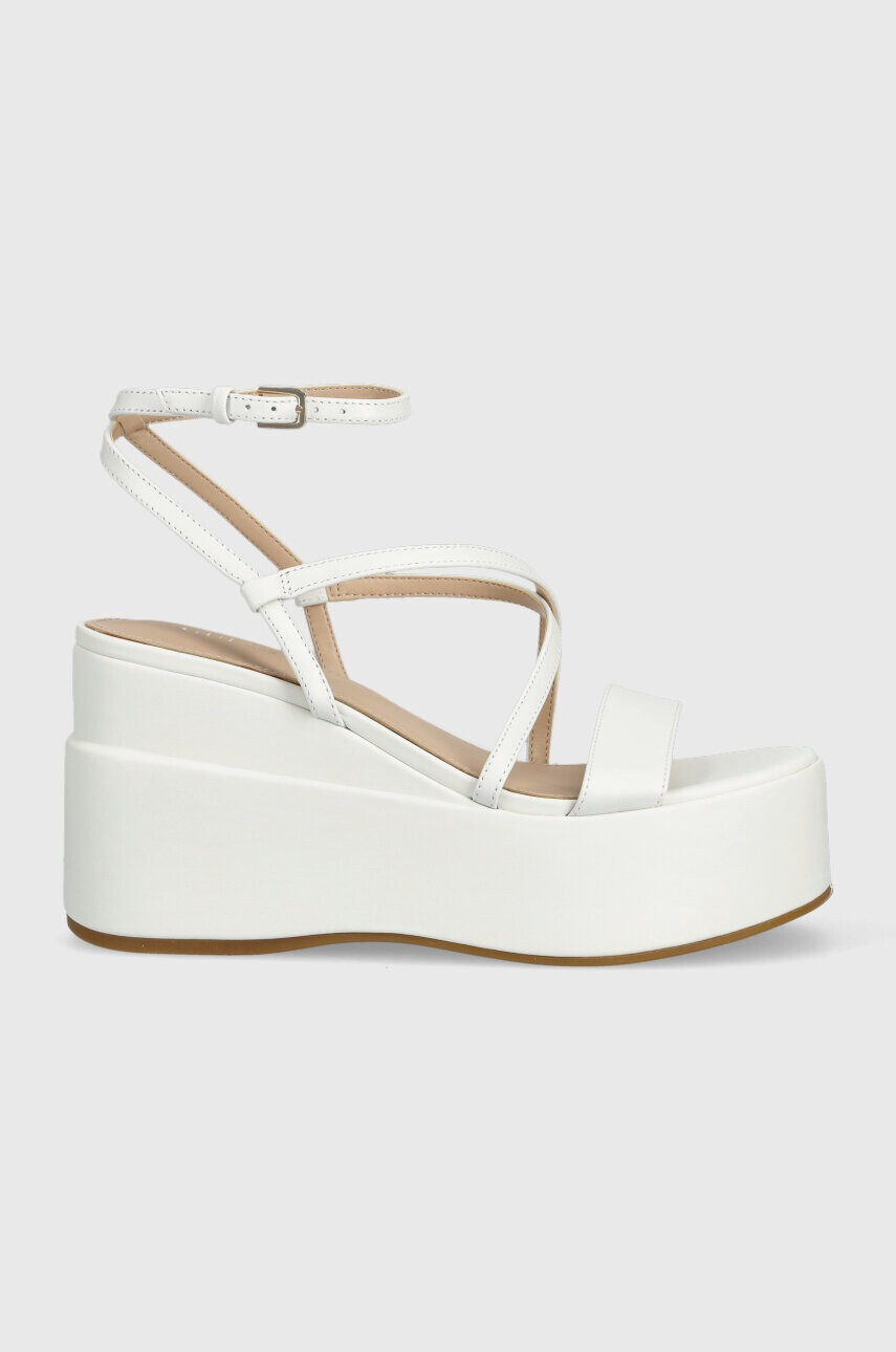 Guess Кожени сандали ZALLA в бяло FL6ZLL LEA04 - Pepit.bg