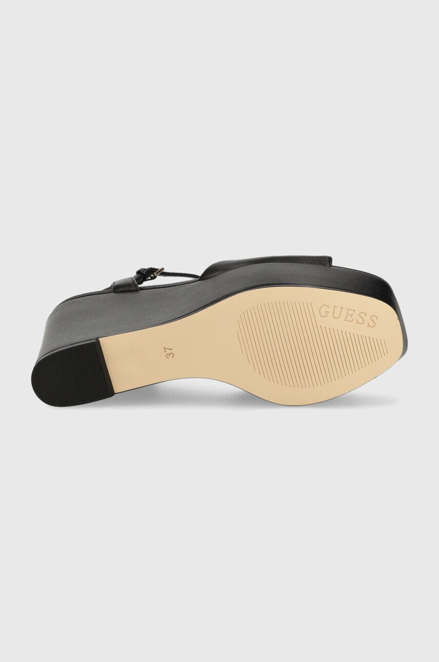 Guess Кожени сандали ZIONE2 в черно със скосена платформа - Pepit.bg