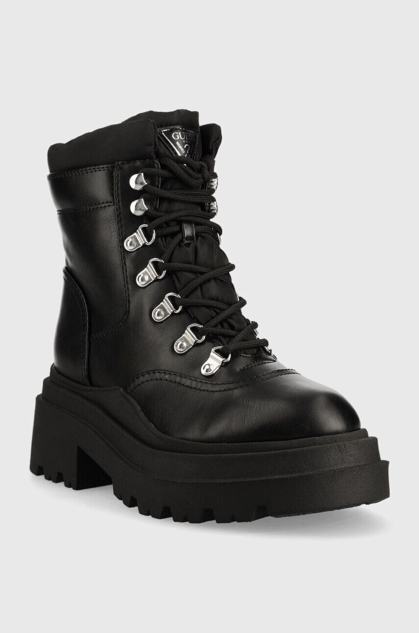 Guess Кубинки Vaney2 в черно с платформа - Pepit.bg