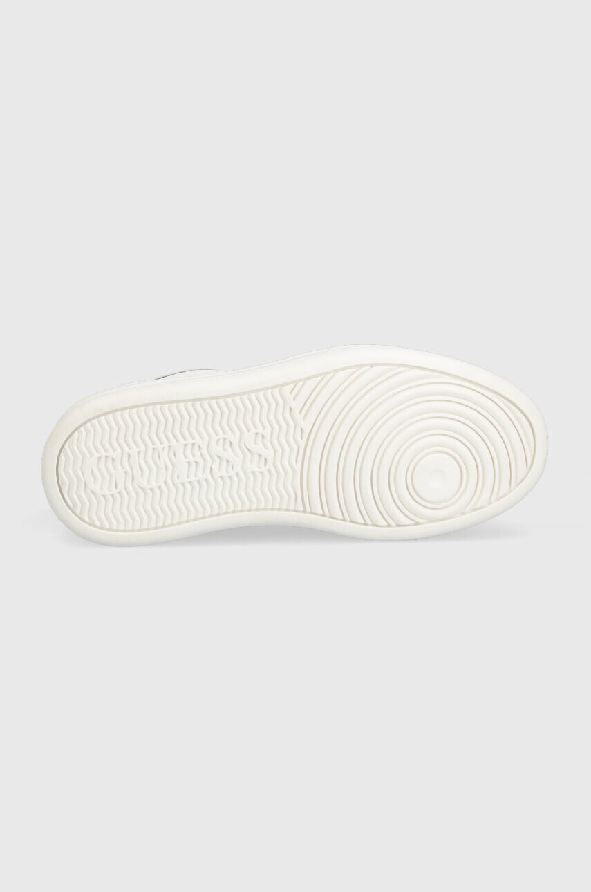 Guess Маратонки FL7LIF LEA12 в бяло LIFET - Pepit.bg