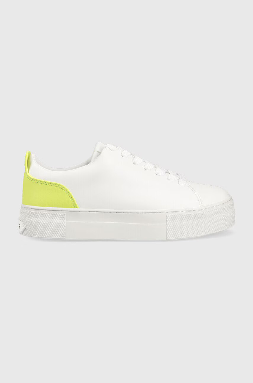 Guess Маратонки giaa5 в бяло - Pepit.bg