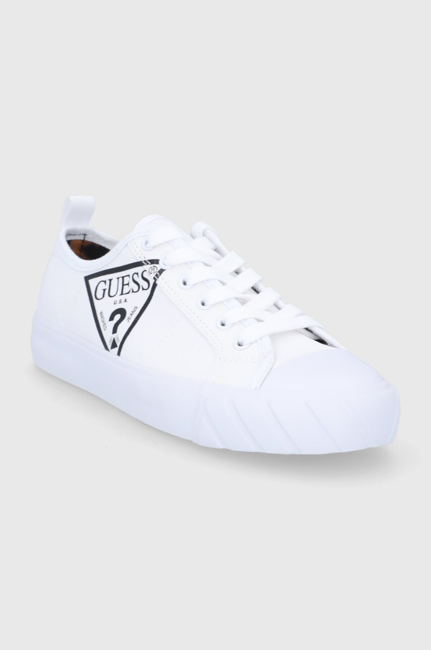 Guess Ниски кецове дамски в бяло - Pepit.bg