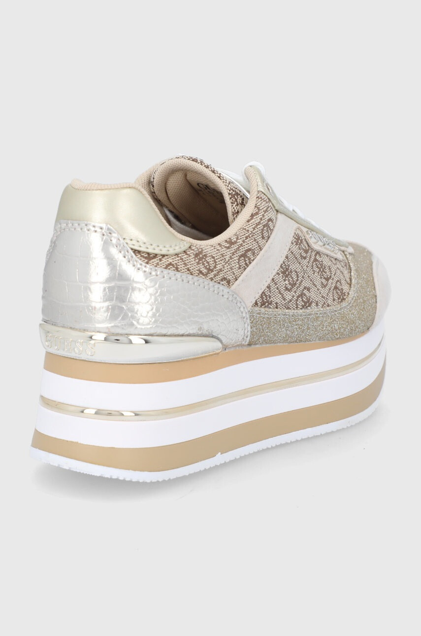 Guess Обувки в златисто с платформа - Pepit.bg