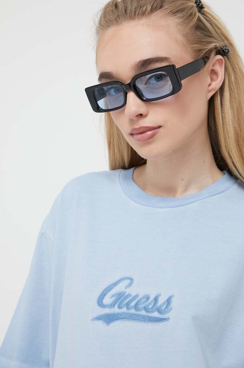 Guess Originals Памучна тениска в синьо с апликация - Pepit.bg