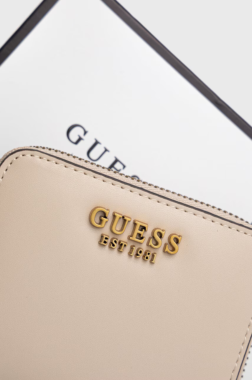 Guess Портфейл дамски в бежово - Pepit.bg