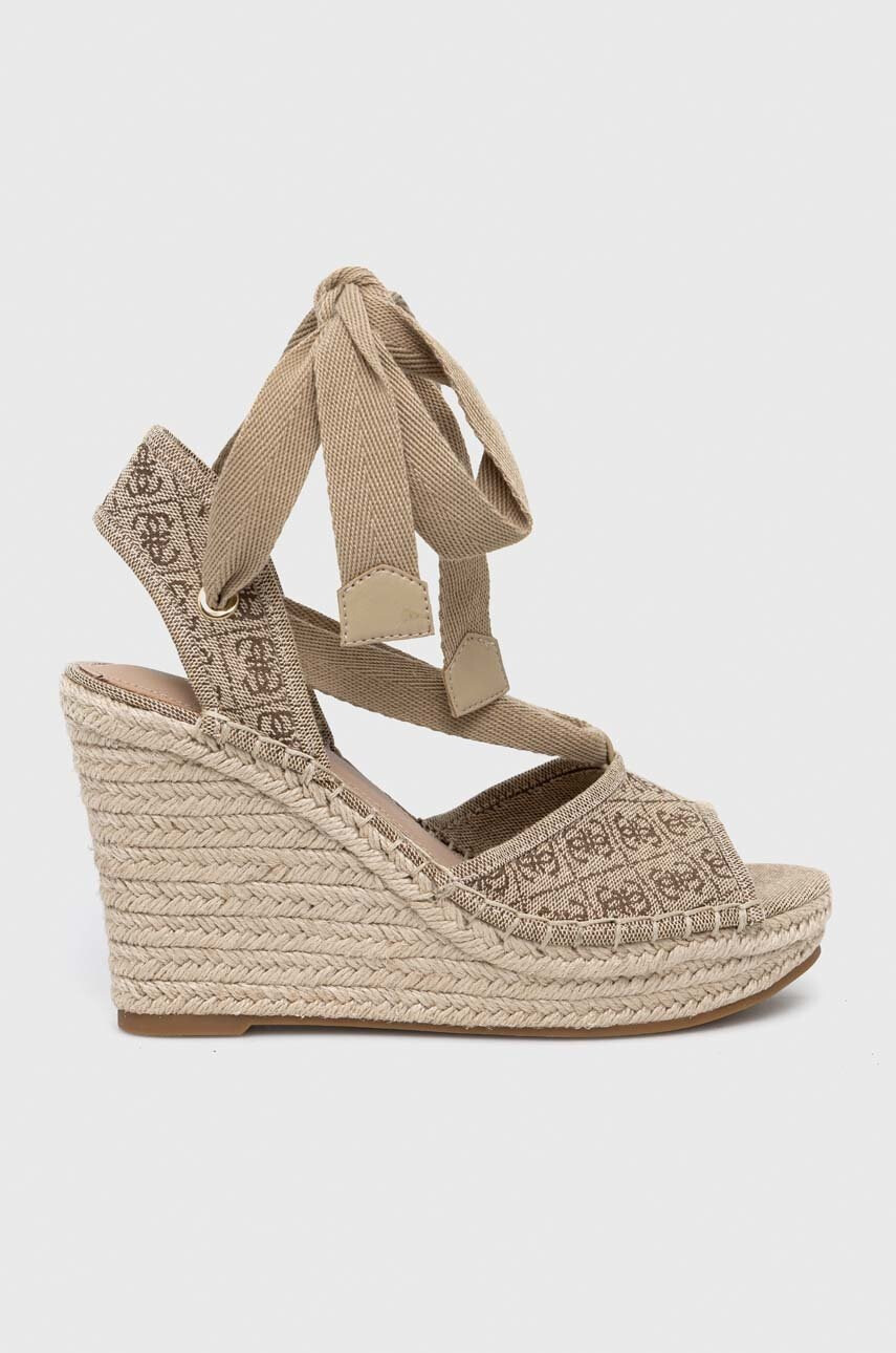Guess Сандали HALONA в кафяво със скосена платформа - Pepit.bg