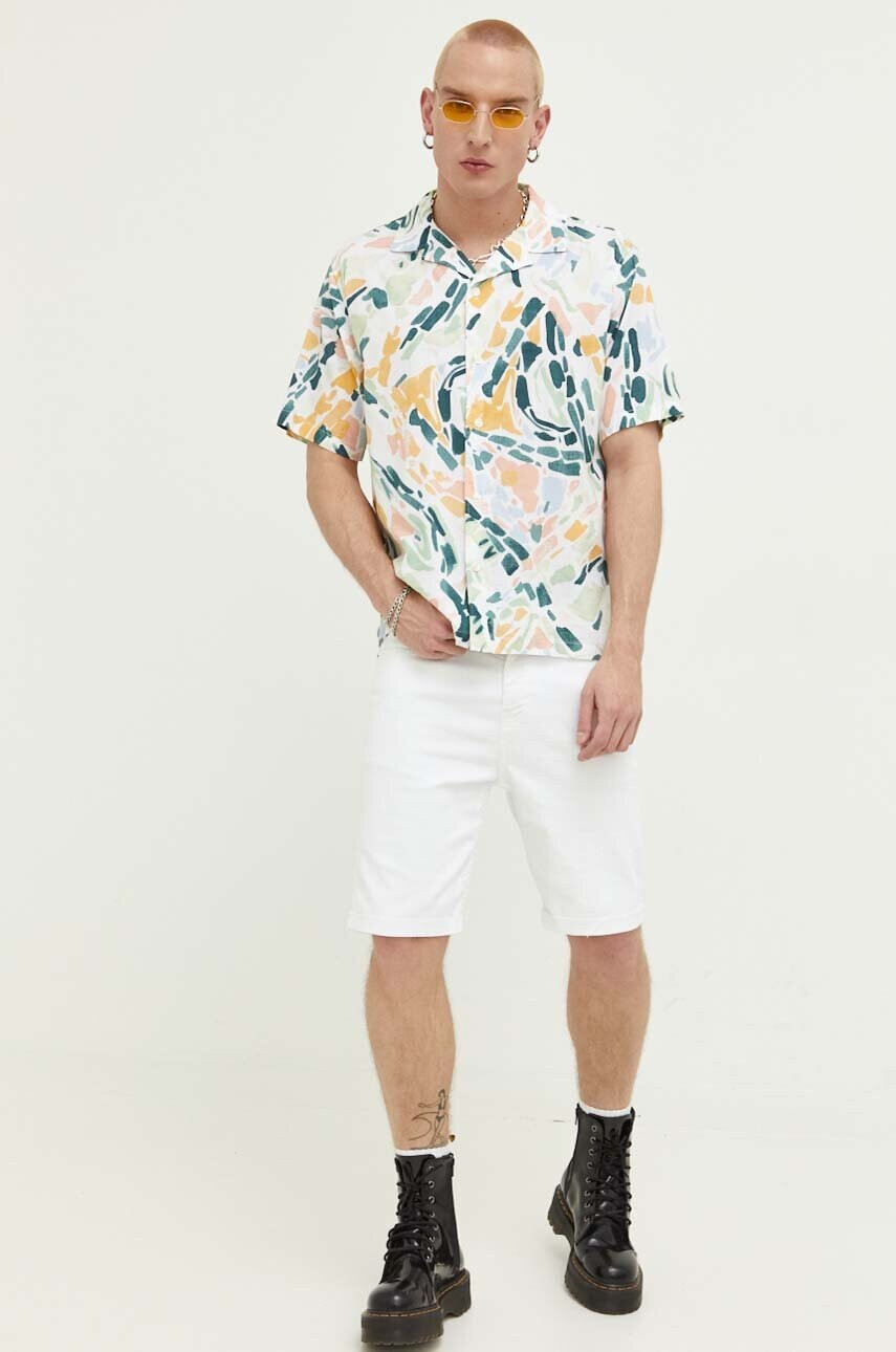 Hollister Co. Дънков къс панталон в бяло - Pepit.bg