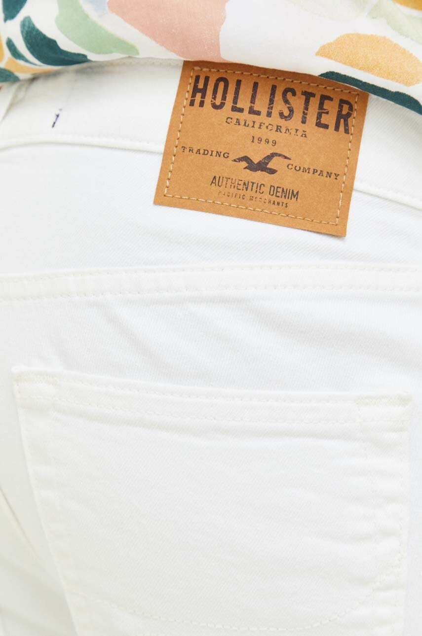 Hollister Co. Дънков къс панталон в бяло - Pepit.bg