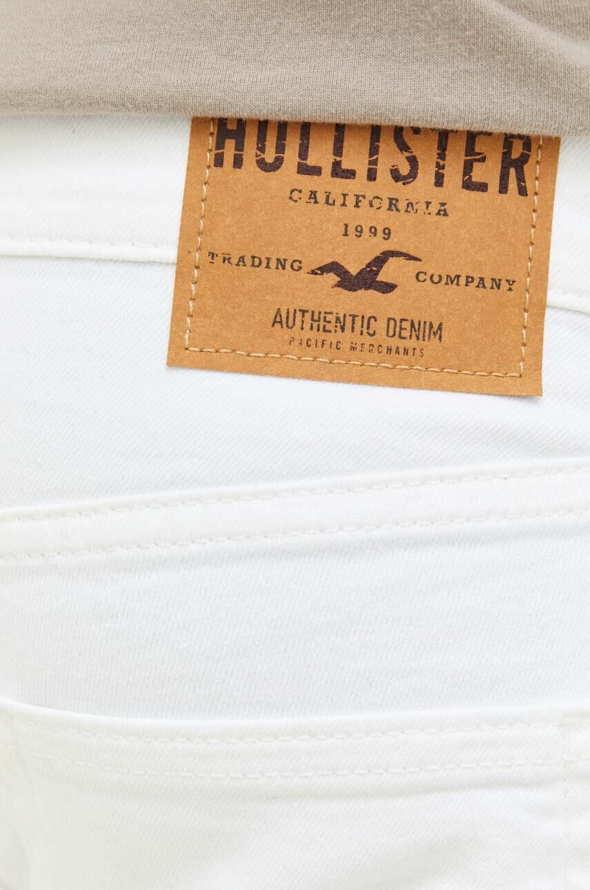 Hollister Co. Дънков къс панталон в бяло - Pepit.bg