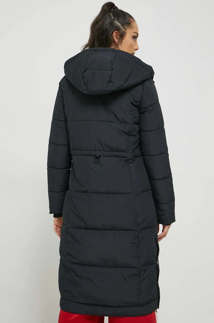 Hollister Co. Яке в черно със зимна изолация - Pepit.bg