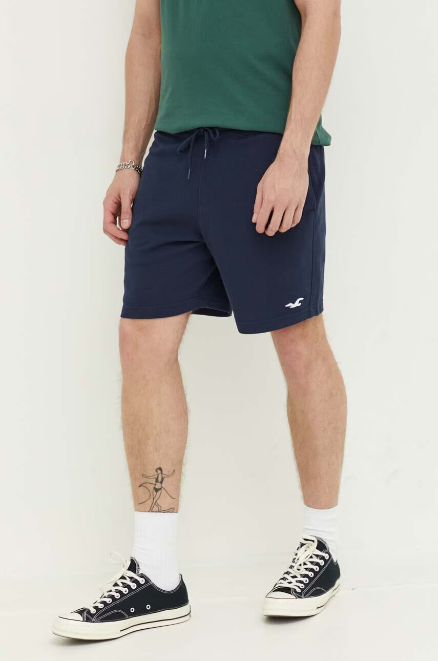 Hollister Co. Къс панталон в тъмносиньо - Pepit.bg