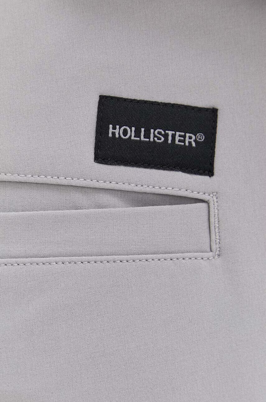 Hollister Co. Къс панталон в сиво - Pepit.bg