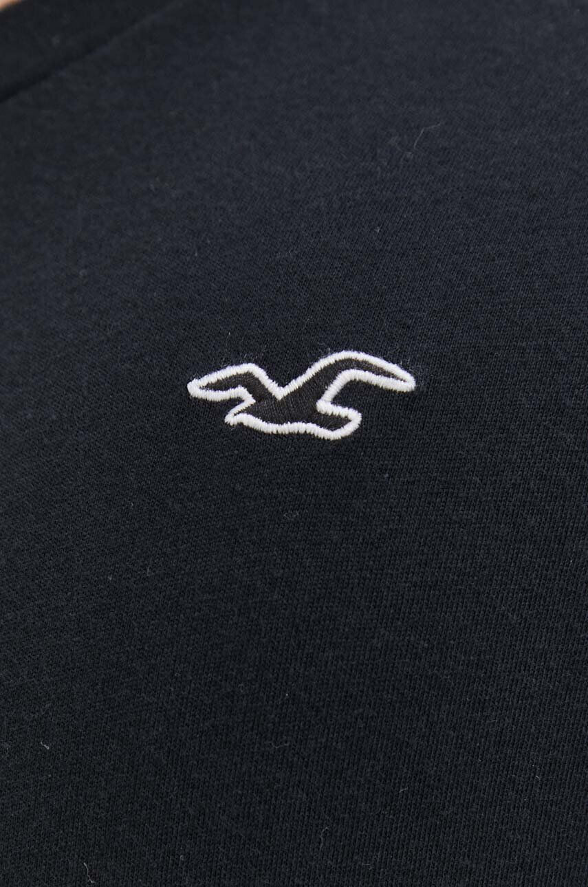 Hollister Co. Памучна тениска в черно с изчистен дизайн - Pepit.bg