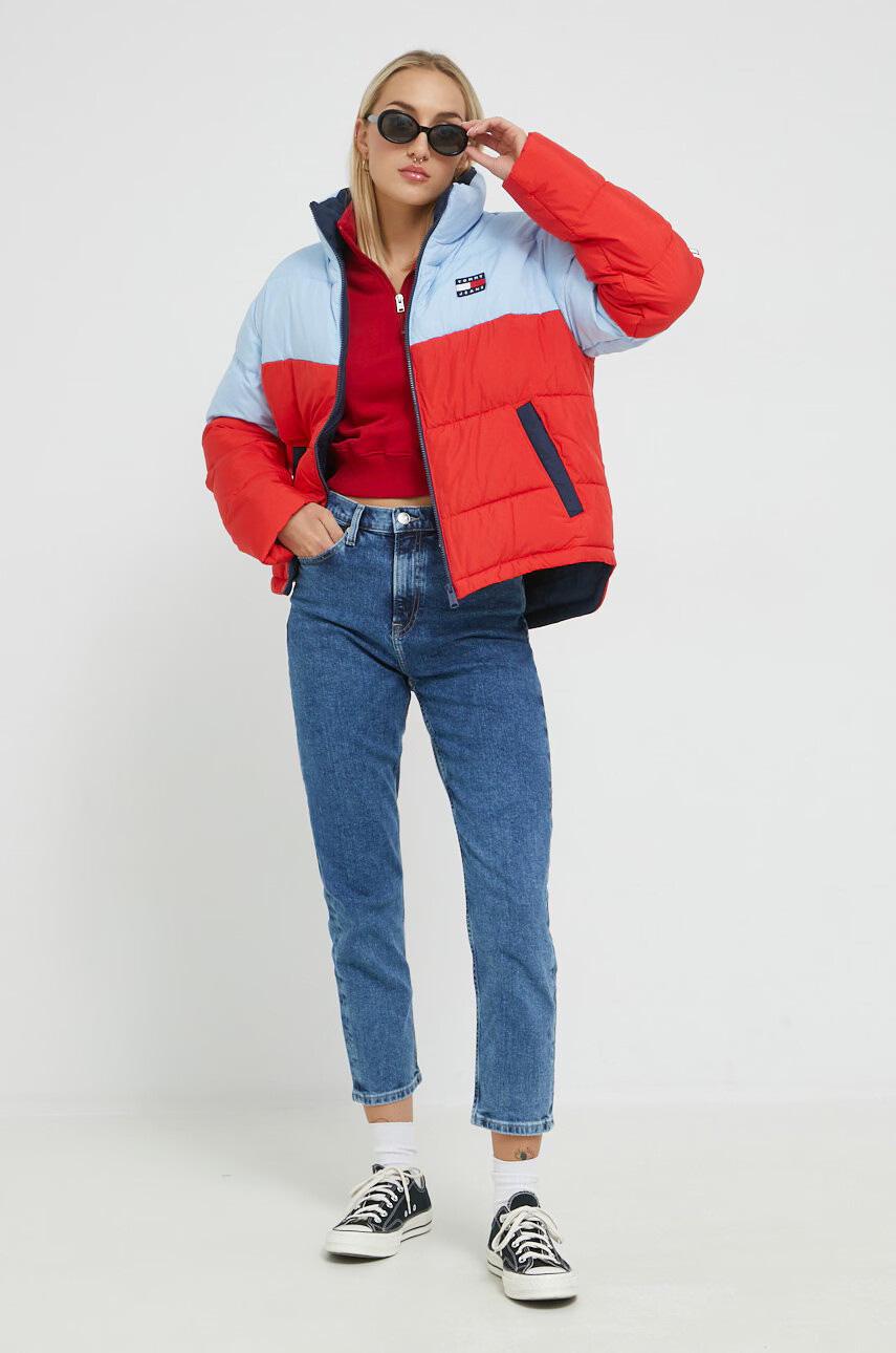 Hollister Co. Суичър в червено с изчистен дизайн - Pepit.bg
