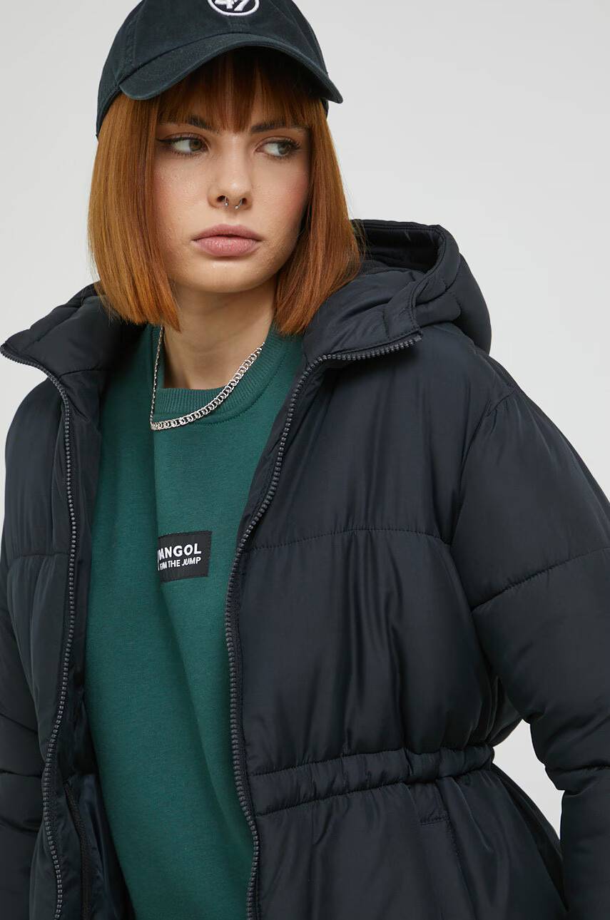 Hollister Co. Яке в черно със зимна изолация - Pepit.bg