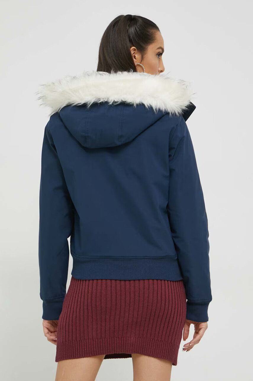 Hollister Co. Яке в тъмносиньо със зимна изолация - Pepit.bg