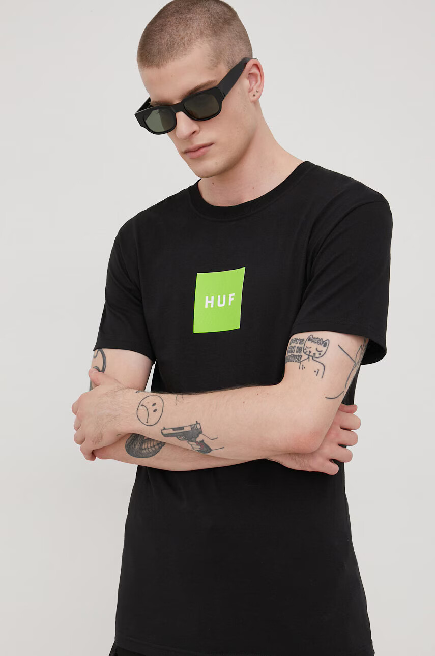 Huf Памучна тениска в черно с принт - Pepit.bg