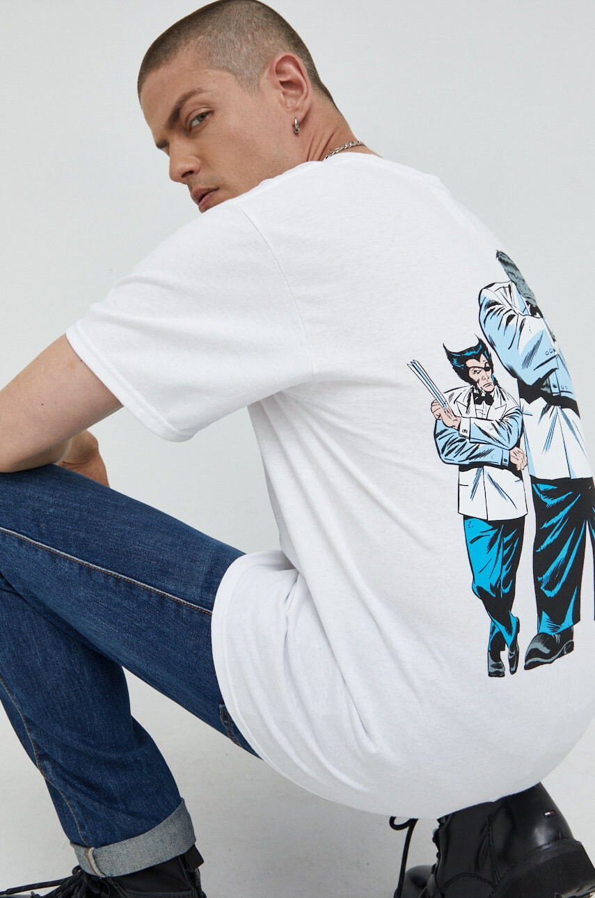 Huf Памучна тениска X Marvel Hulk в бяло с изчистен дизайн - Pepit.bg