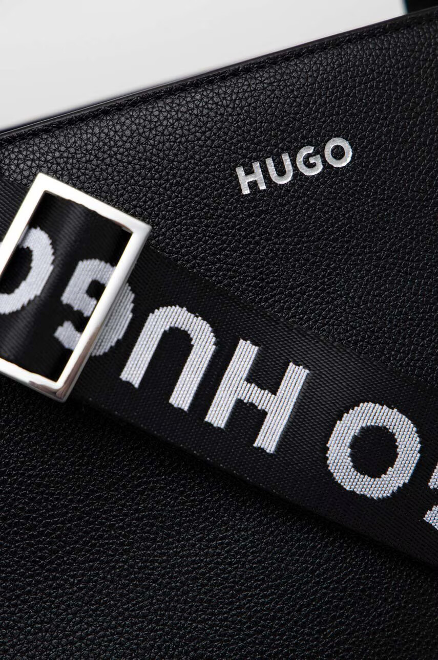 Hugo Чанта в черно - Pepit.bg