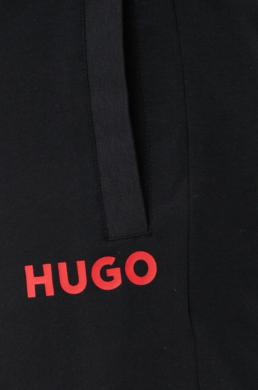 Hugo Домашен къс панталон в черно - Pepit.bg