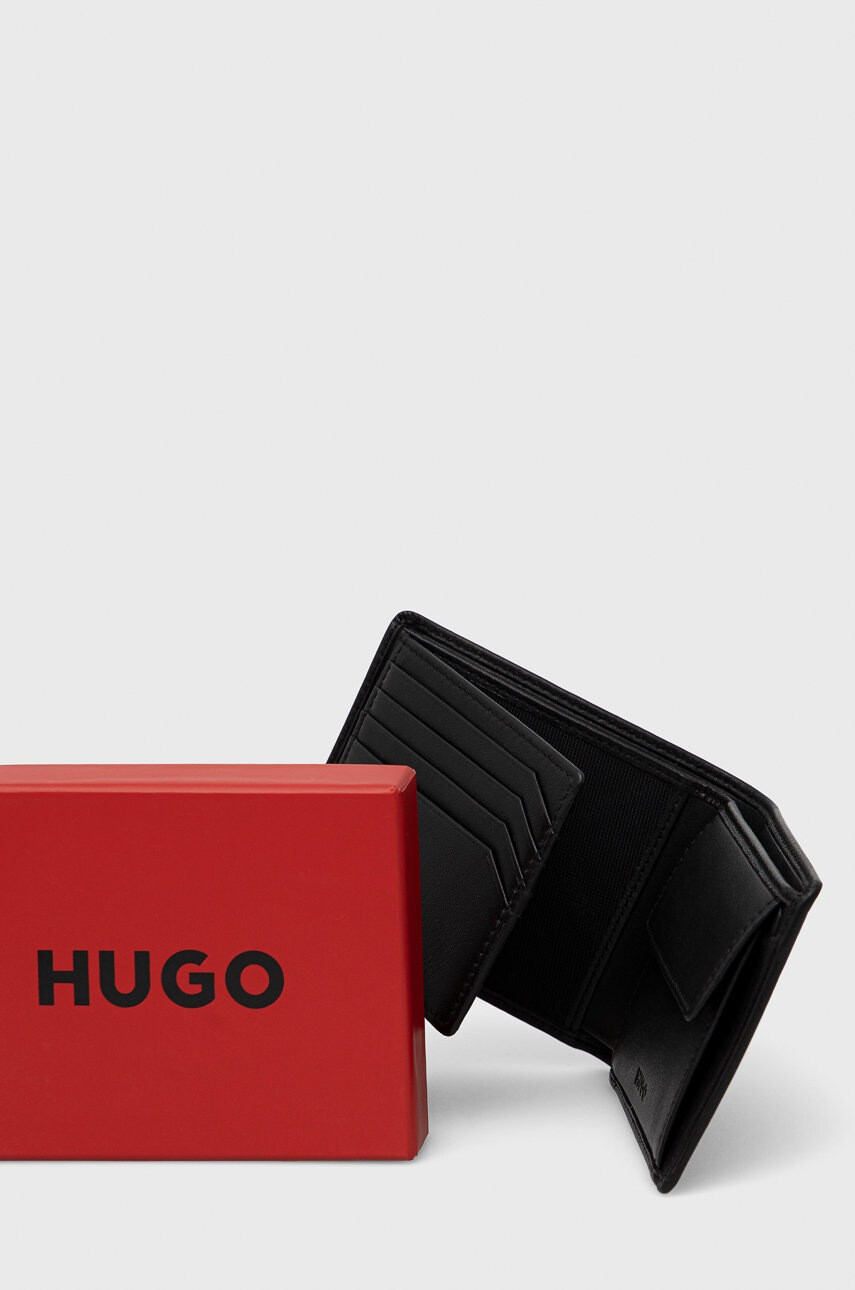 Hugo Кожен портфейл - Pepit.bg