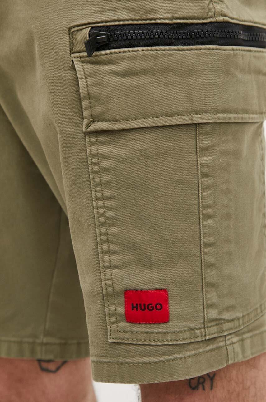 Hugo Къс панталон в зелено - Pepit.bg