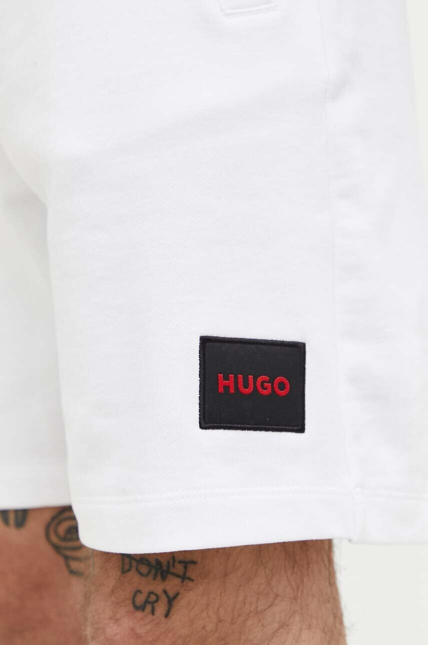 Hugo Памучен къс панталон в бяло - Pepit.bg