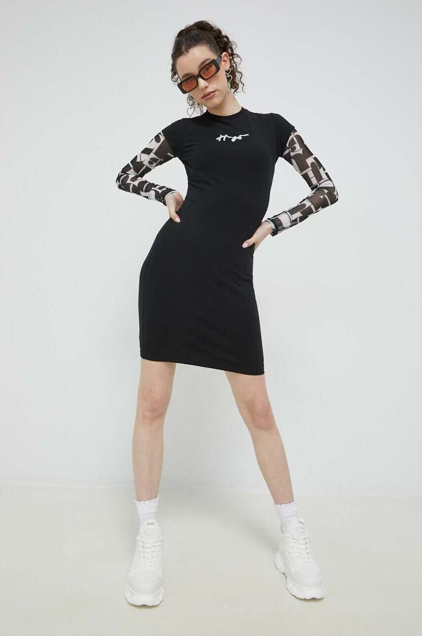 Hugo Рокля в черно къс модел разкроен модел - Pepit.bg