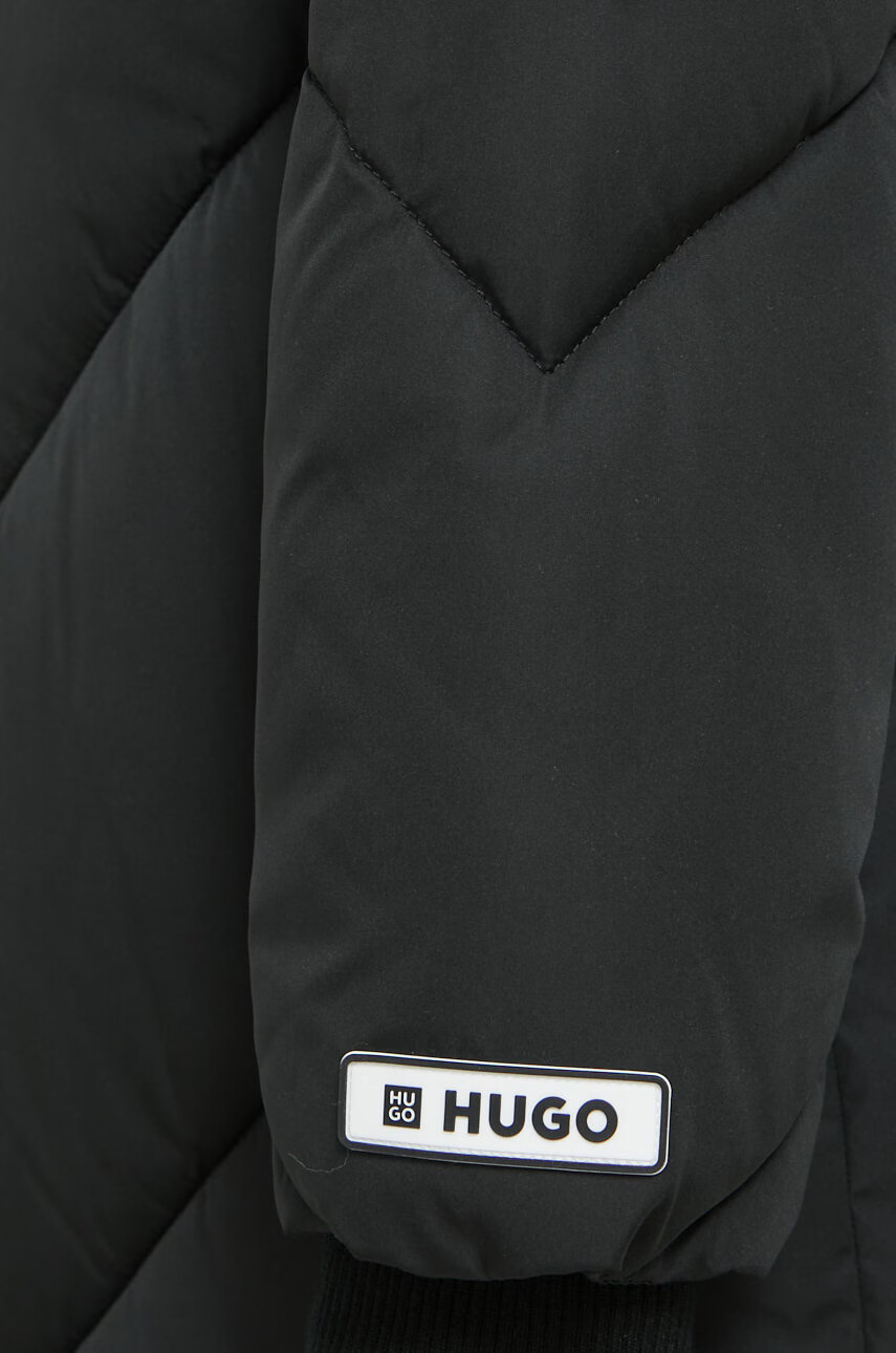 Hugo Яке - Pepit.bg