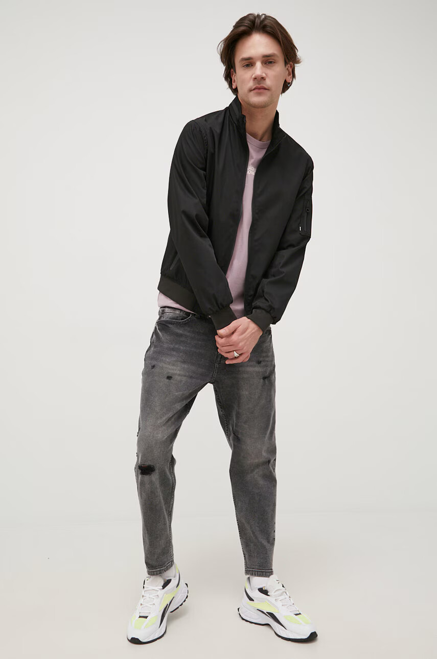 Jack & Jones Памучна тениска в лилаво с принт - Pepit.bg