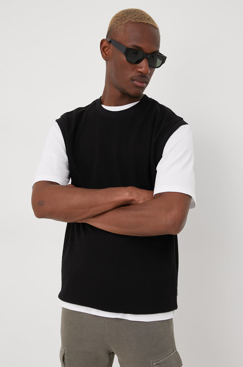 Jack & Jones Памучна тениска в черно - Pepit.bg