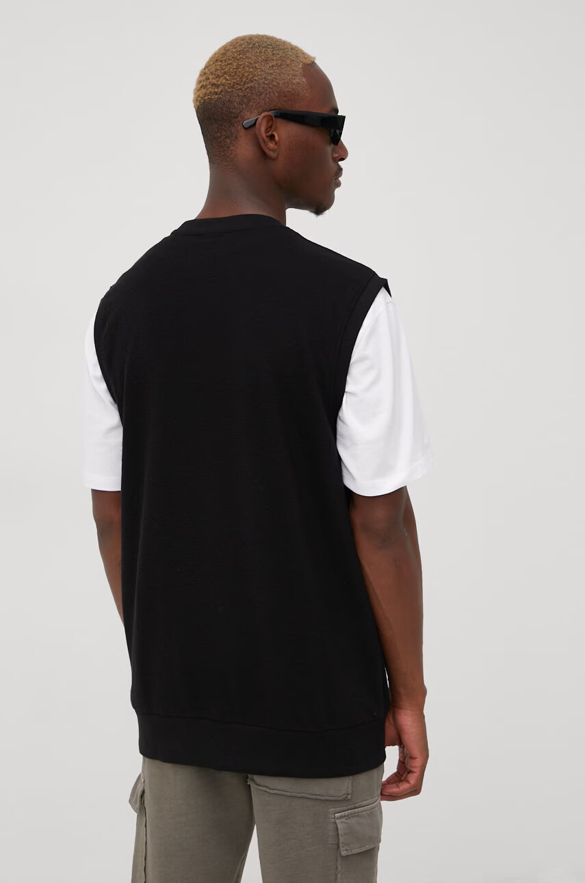 Jack & Jones Памучна тениска в черно - Pepit.bg
