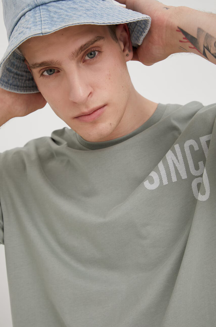 Jack & Jones Памучна тениска в зелено с принт - Pepit.bg