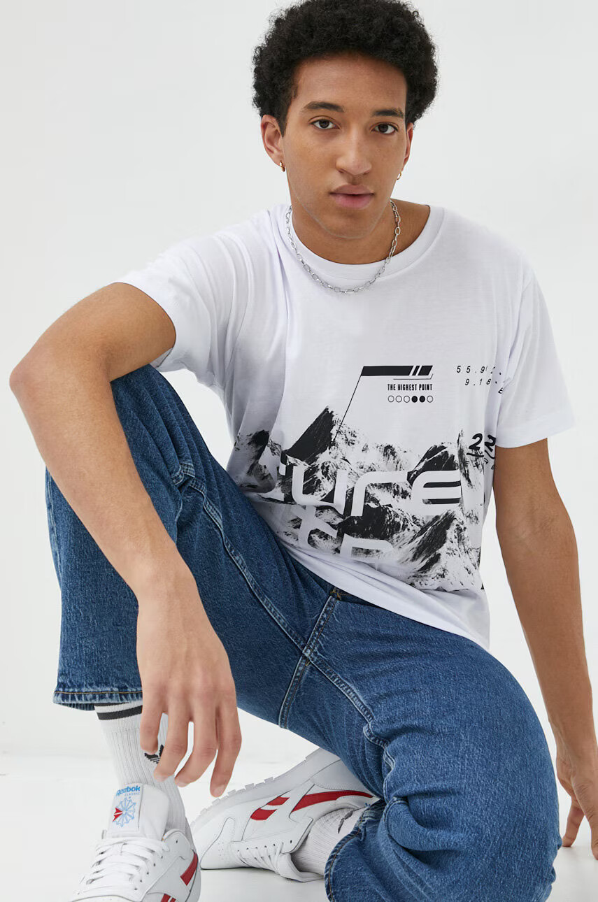 Jack & Jones Памучна тениска в бяло с десен - Pepit.bg