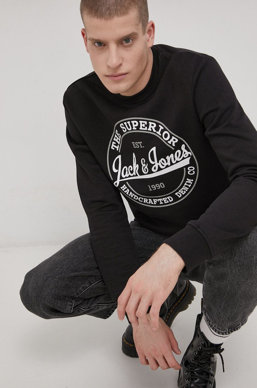 Jack & Jones Суичър мъжки в черно с принт - Pepit.bg