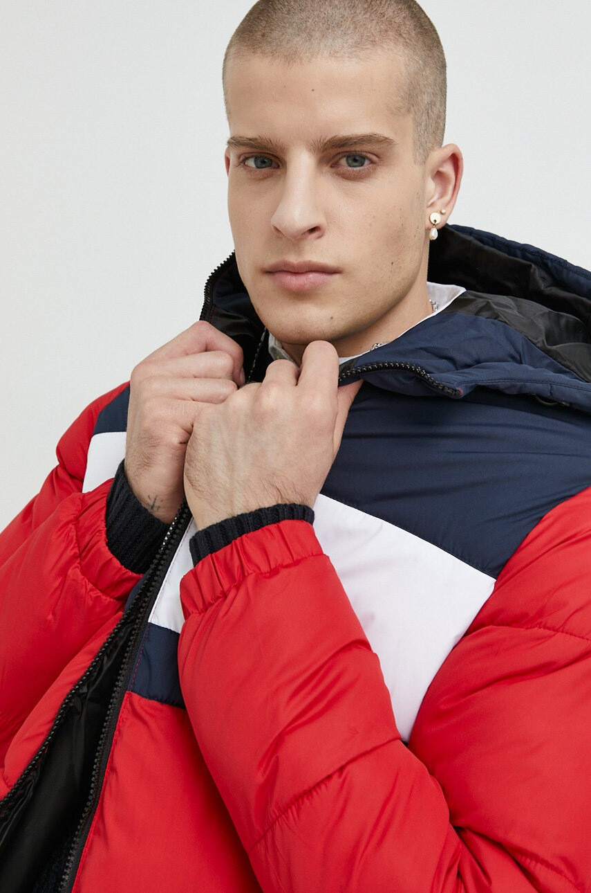 Jack & Jones Яке в червено със зимна изолация - Pepit.bg