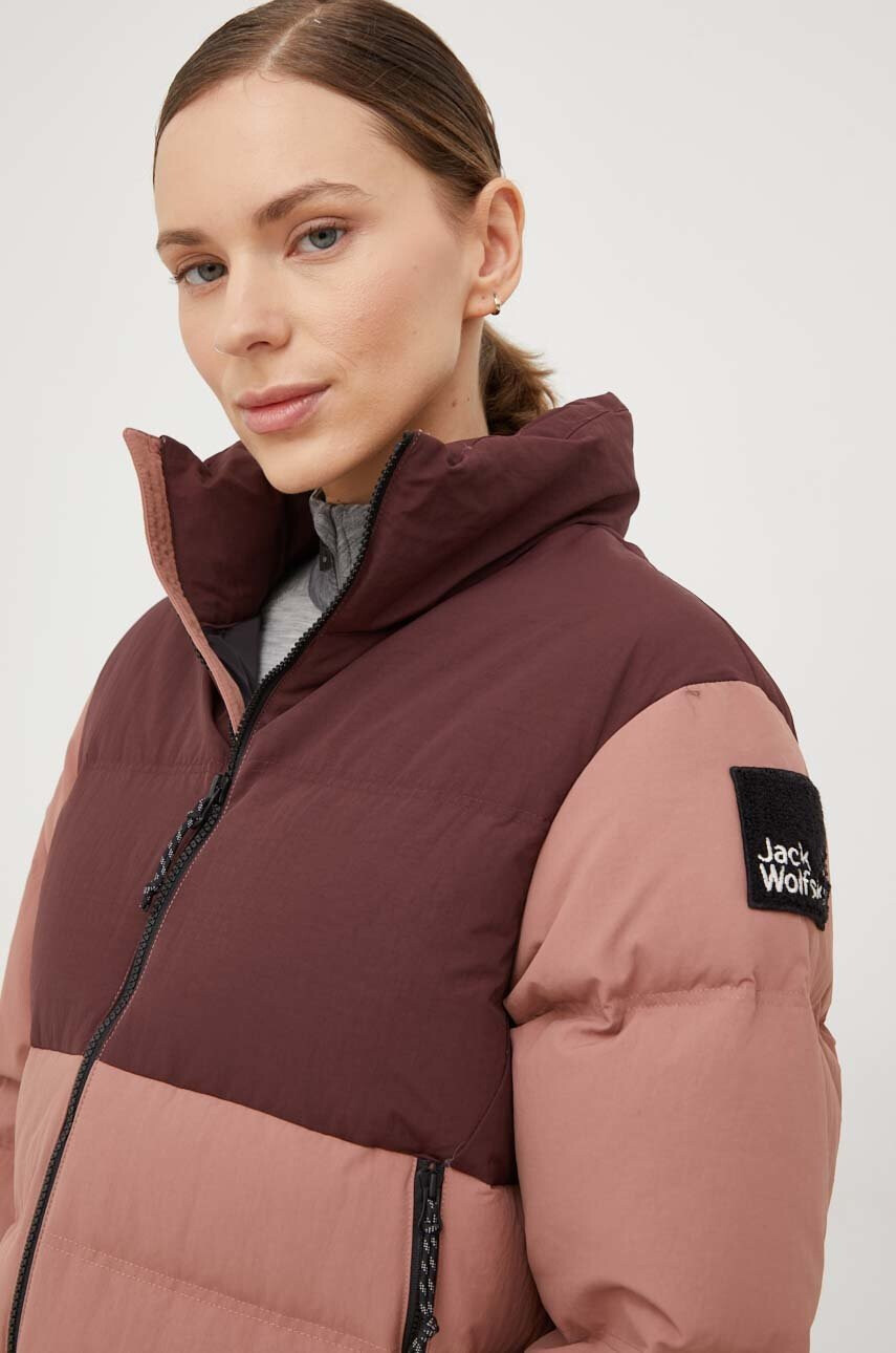 Jack Wolfskin Пухено яке в розово със зимна изолация - Pepit.bg