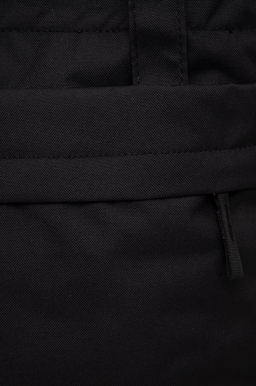 Jack Wolfskin Раница в черно голям размер с изчистен дизайн - Pepit.bg