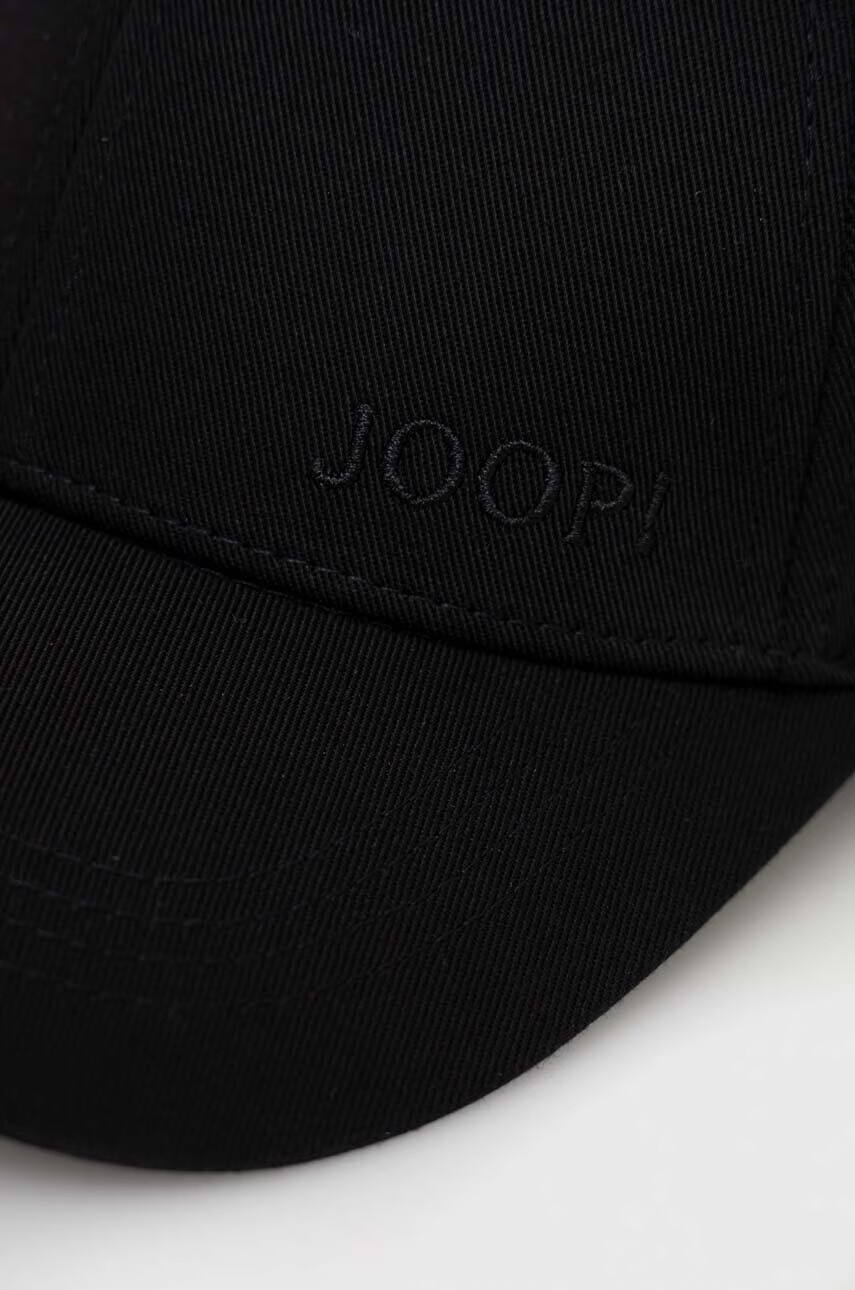 Joop! Памучна шапка с козирка в черно с принт - Pepit.bg