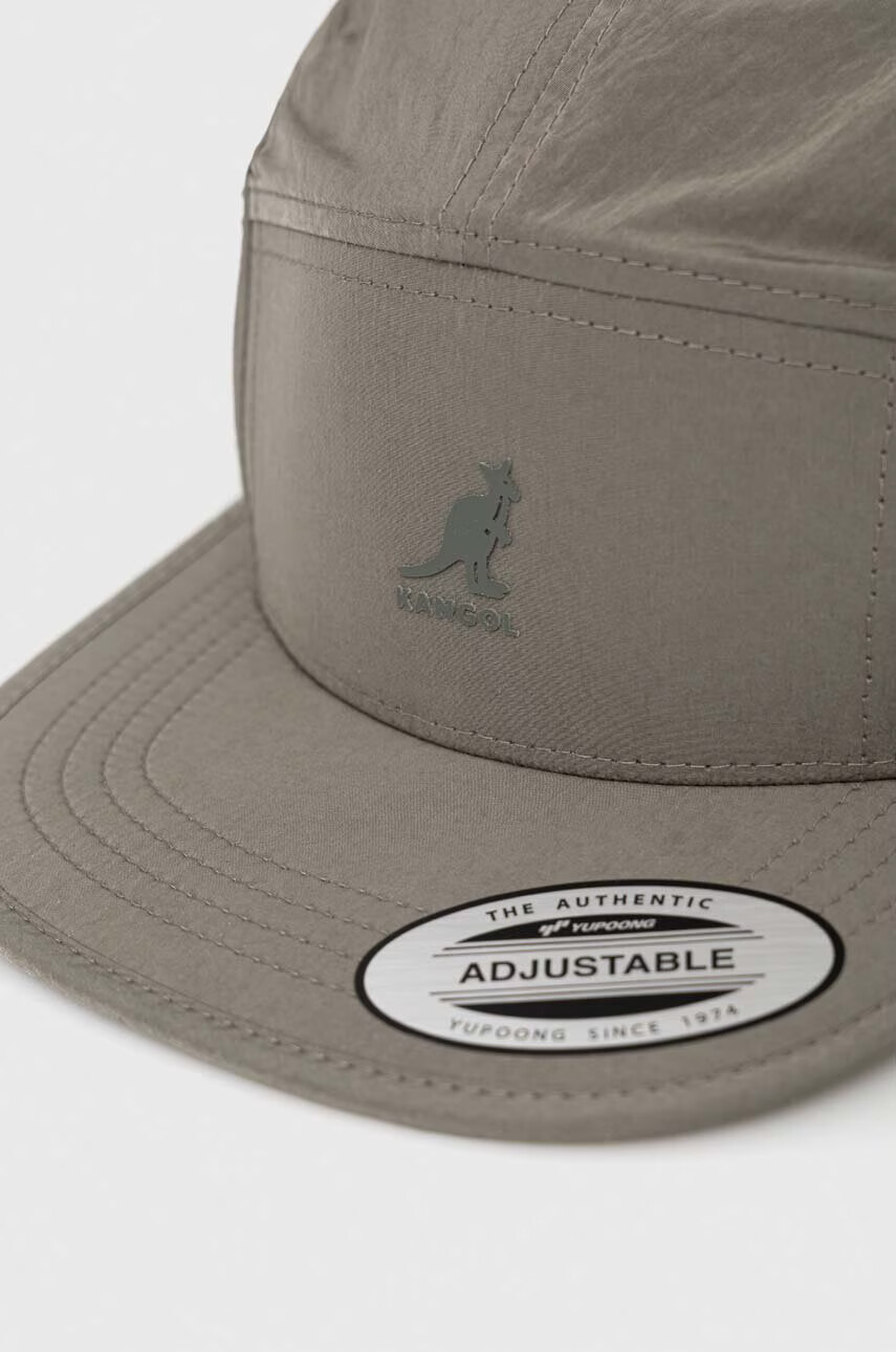Kangol Шапка с козирка в зелено с изчистен дизайн - Pepit.bg
